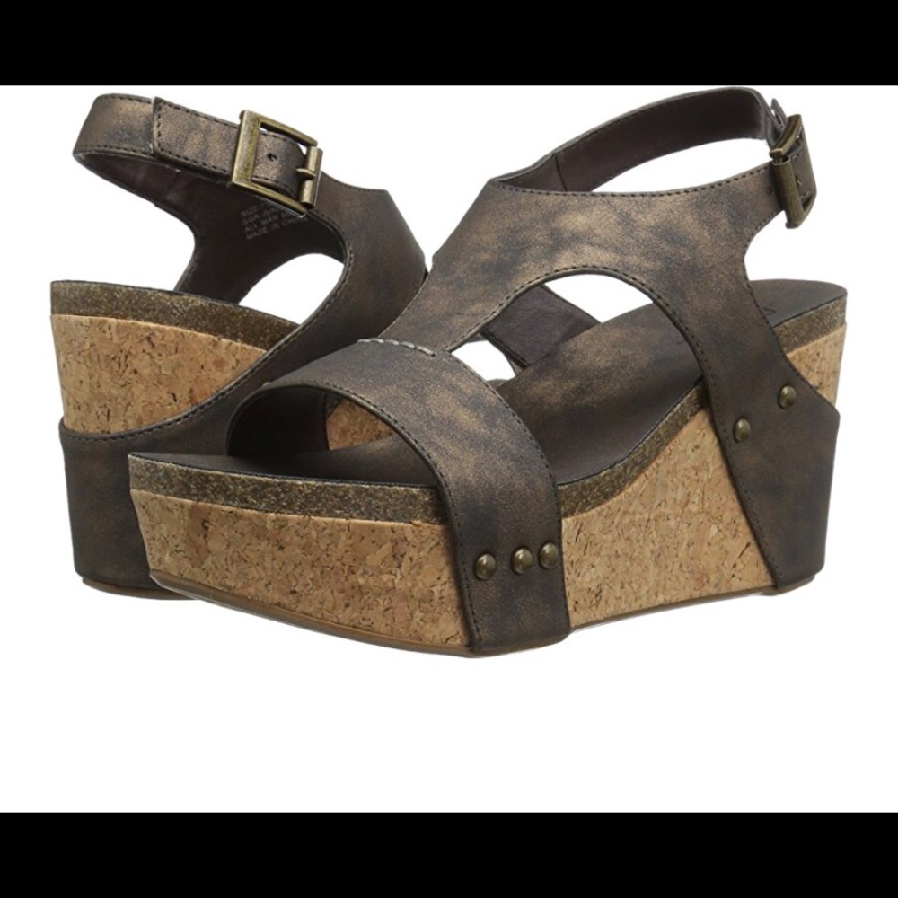 JUNE BUG wedges by sugar